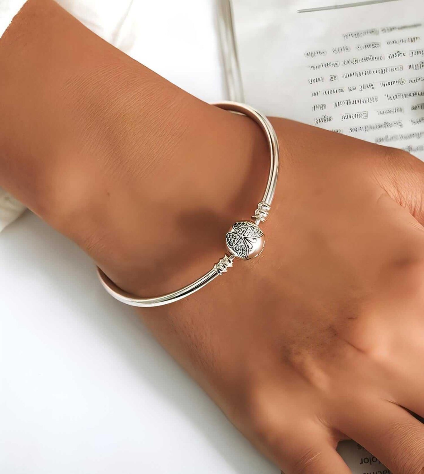 Fly Wings Bracelet | GirlyDonna